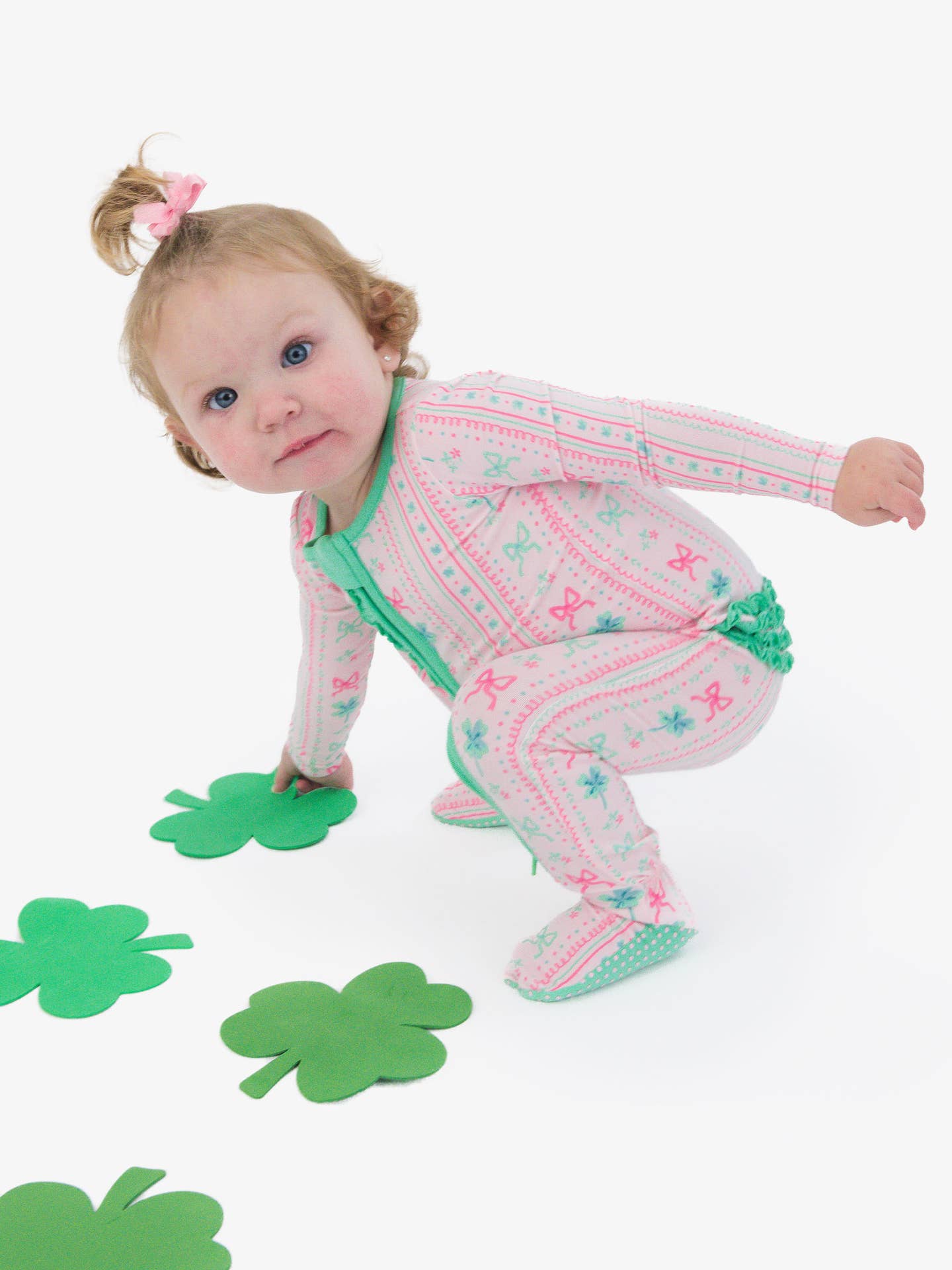 Softsnooze Baby Girls Clover Bows & Wishes Footed Ruffle One-Piece Pajama