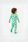 Load image into Gallery viewer, Bamboo_Clover_Field_Footed_Pajama_RuffleButts_+_RuggedButts_5SL0951_00_P1120_1824M_2
