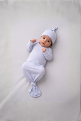 Load image into Gallery viewer, Softsnooze_Baby_Boys_Micro_Stripe_Knotted_Sleep_Gown_&_Hat_Set_RuffleButts_+_RuggedButts_2AP0710_00_P0660_03MNB_2

